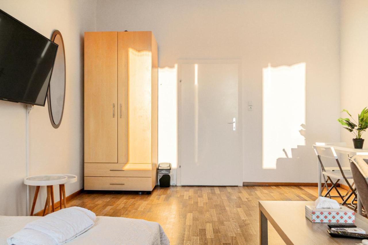 Joyful 2Br Apt. @ Millenium Tower And The Danube Vienne Extérieur photo