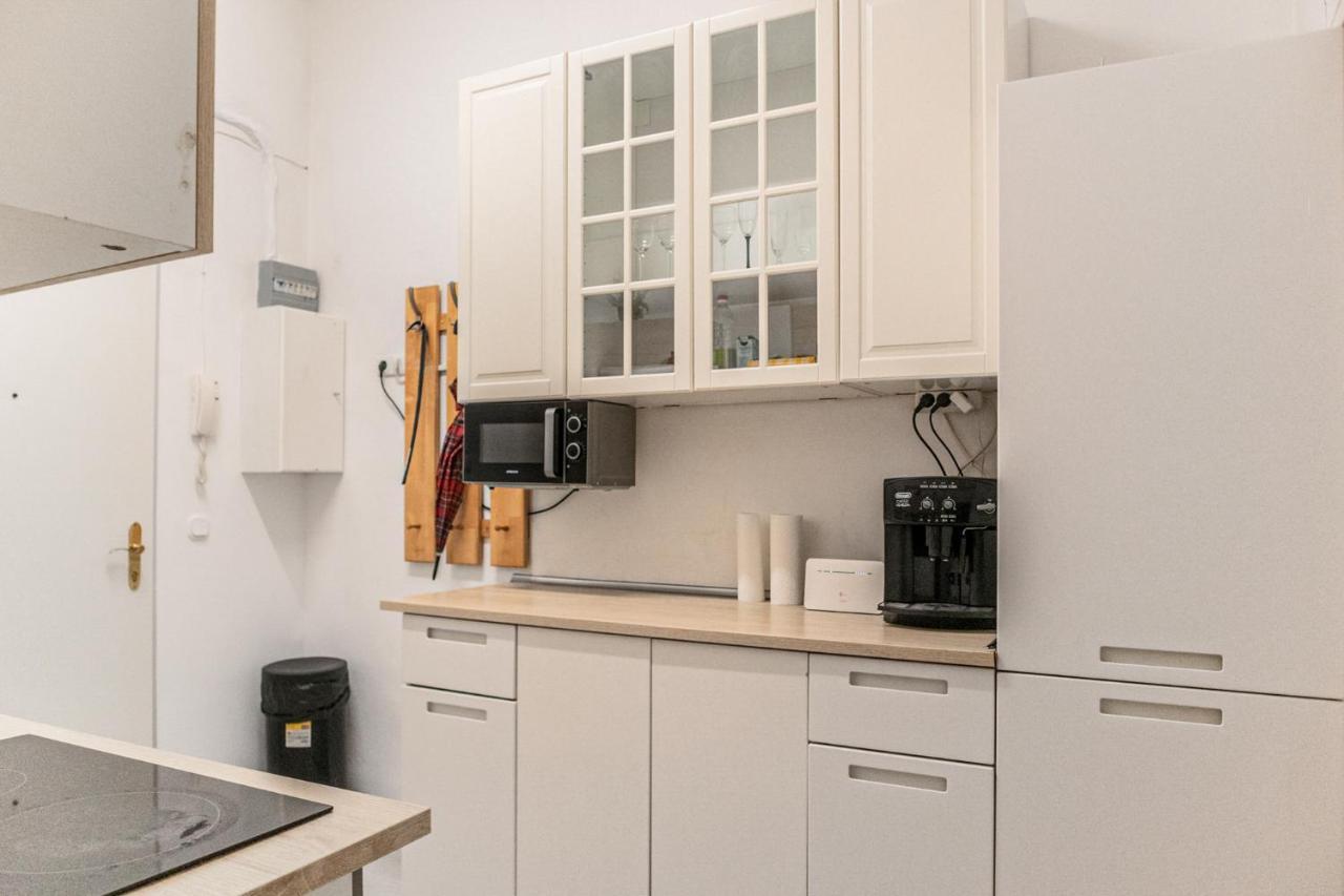Joyful 2Br Apt. @ Millenium Tower And The Danube Vienne Extérieur photo